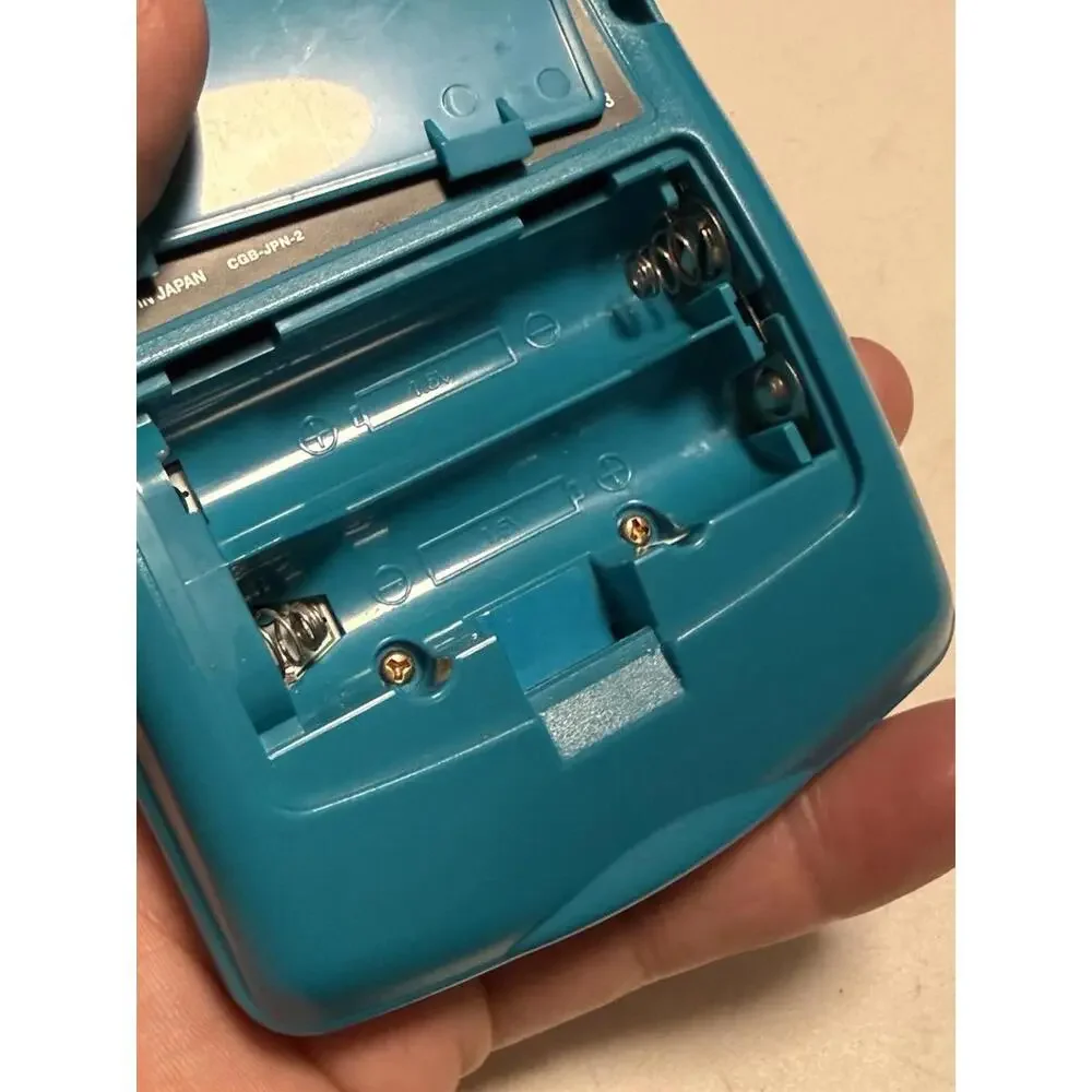 VINTAGE NINTENDO TEAL GAME BOY COLOR HANDHELD GAME SYSTEM